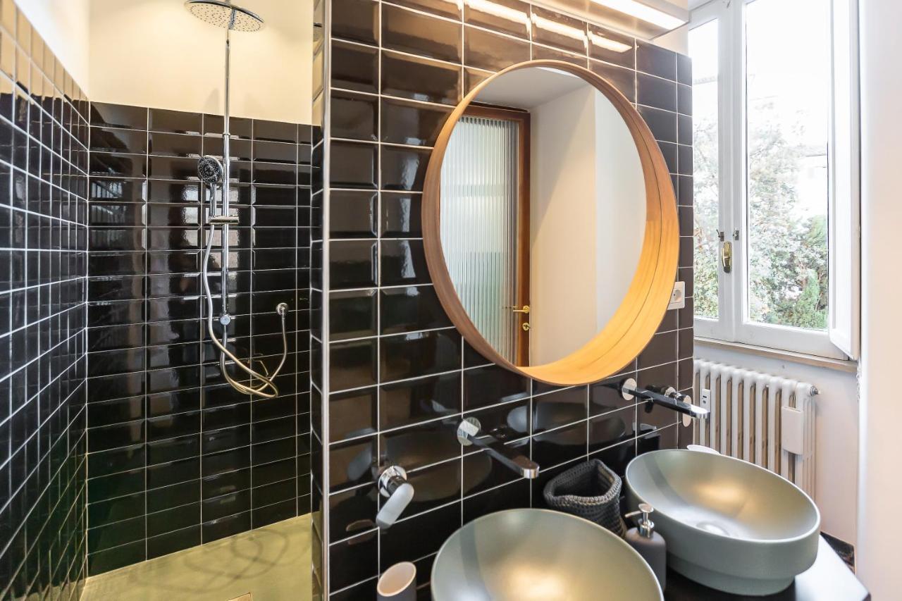 Lombardia40 Luxury Suites โรม ภายนอก รูปภาพ