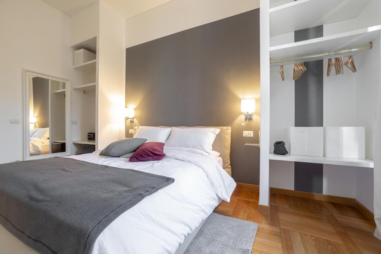 Lombardia40 Luxury Suites โรม ภายนอก รูปภาพ