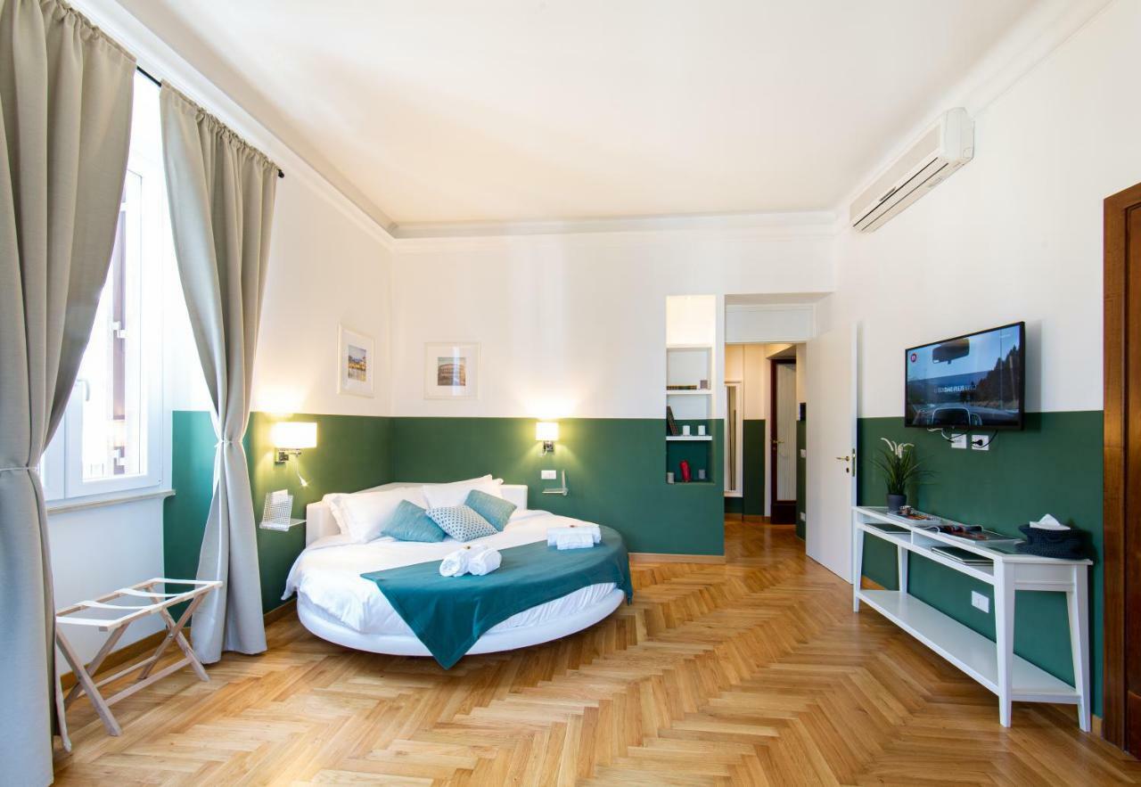 Lombardia40 Luxury Suites โรม ภายนอก รูปภาพ